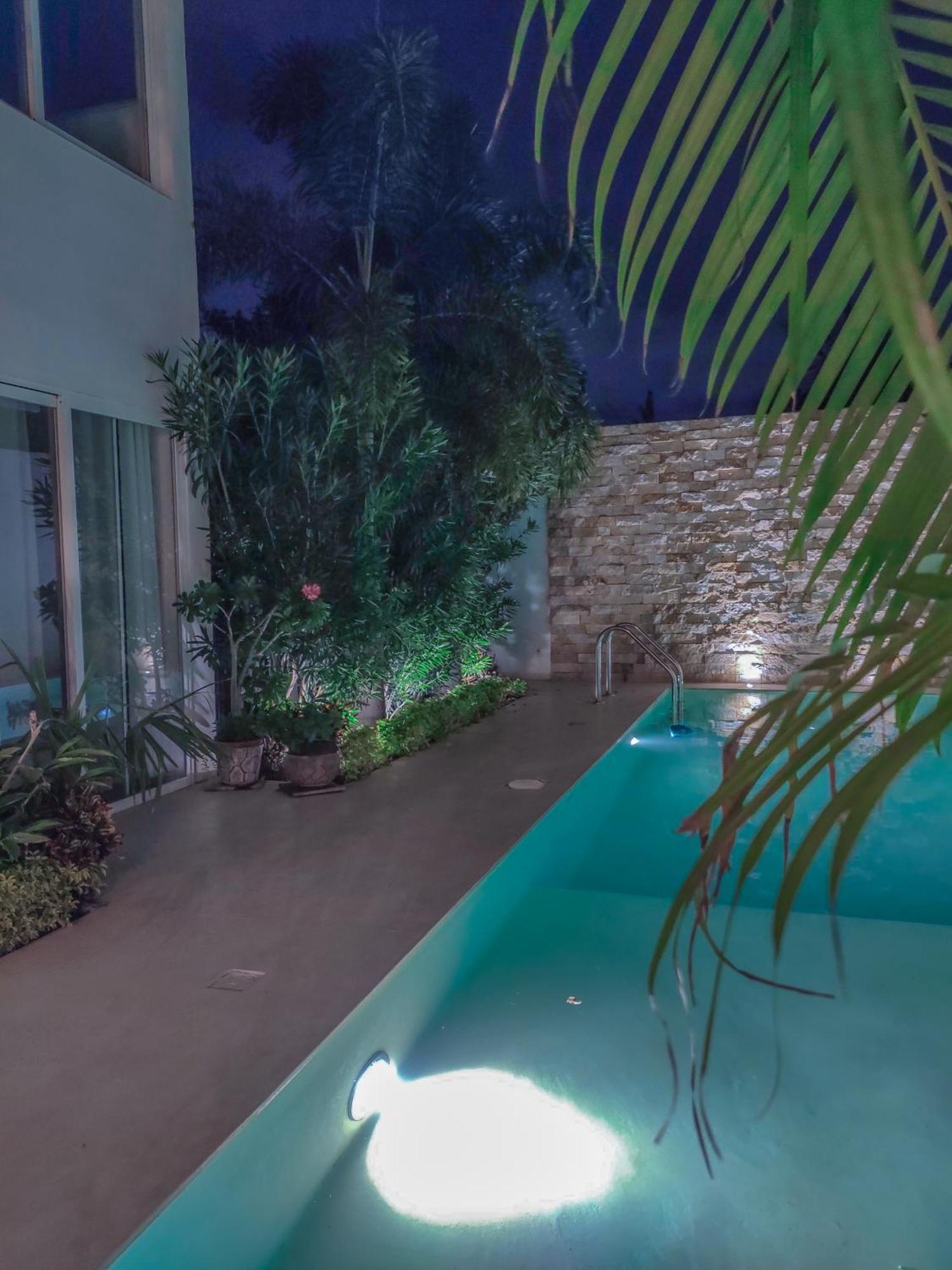 Villa Moderna Con Alberca, Gimnasio Y Cochera Mérida Exterior foto